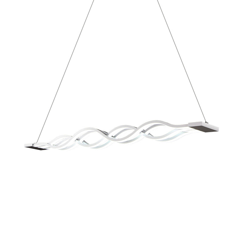 Linearer Kronleuchter-Anhänger Iron Surge mit minimalistischem weißem LED-Design in warmweißem Licht für den Tisch