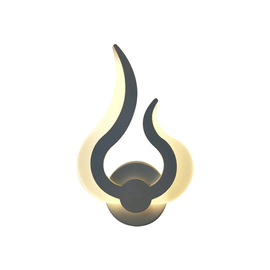 Nordic Led Flame-Shaped Wall Sconce Light For Cozy Bedroom Ambiance In Warm/White