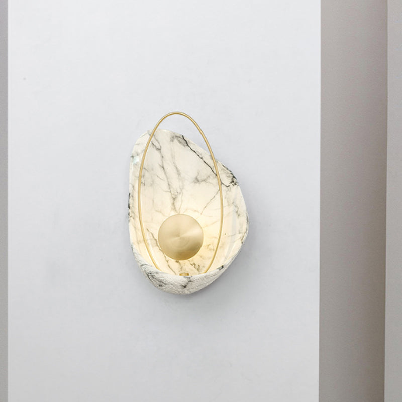 Modern Metal Led Wall Lamp: Resin Shell Shape Single Head White/Black Light