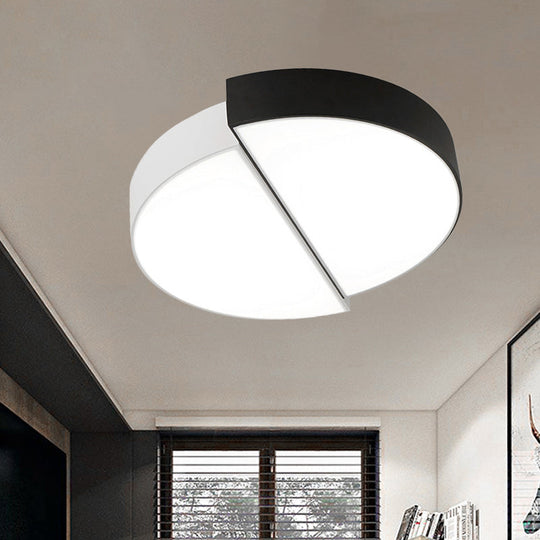 Modern Nordic 2 - Semicircular Ceiling Light - Integrated Led Flush Mount In Black & White Acrylic