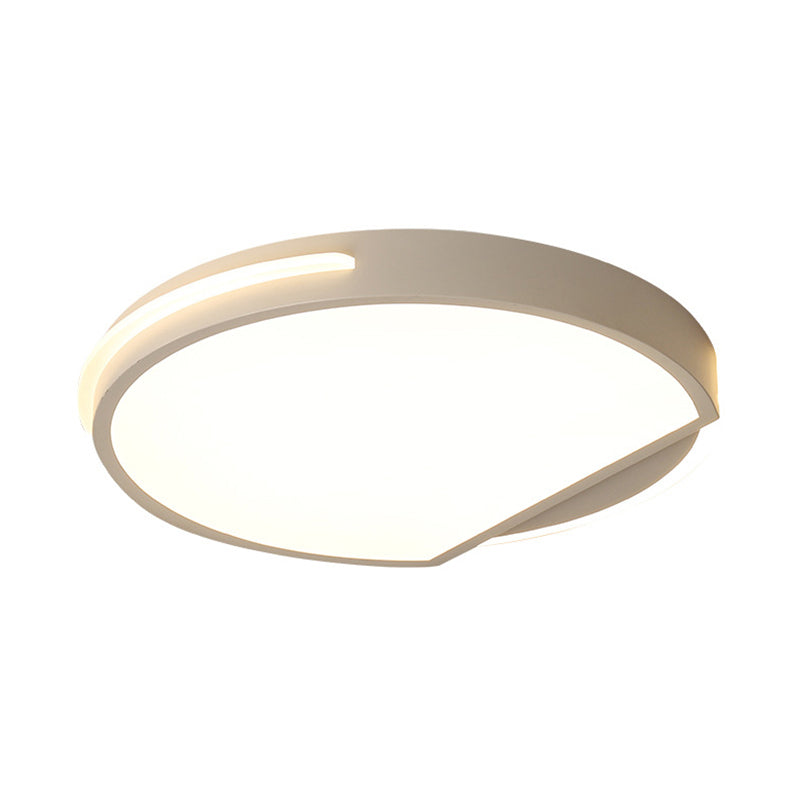 16’/19.5’ White Round Ceiling Mounted Led Flush Light Fixture Metal Construction Simple Style
