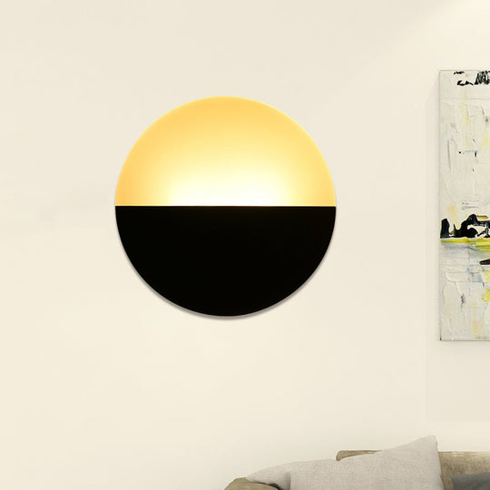 Round Acrylic Led Wall Sconce - Simplicity At Its Finest (White/Black)