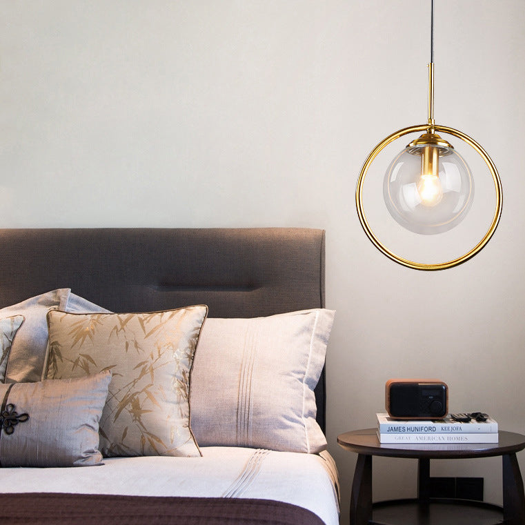 1-flammige Pendelleuchte mit Glaskugel und Ringrahmen – postmodernes Design