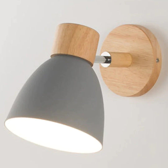 Joan | Lesewandlampe aus Holz