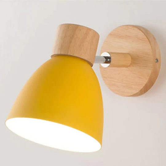 Joan | Lesewandlampe aus Holz