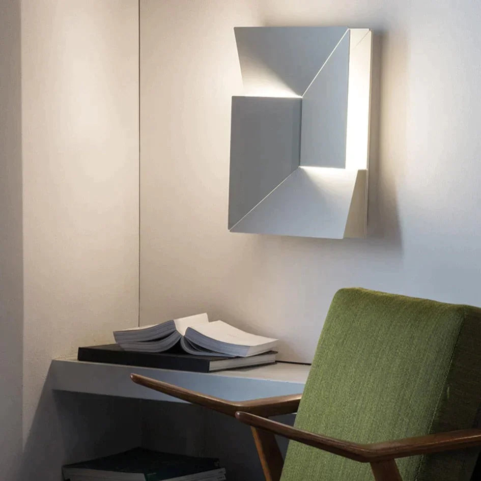 Leanne | Geometric Wall Lamp