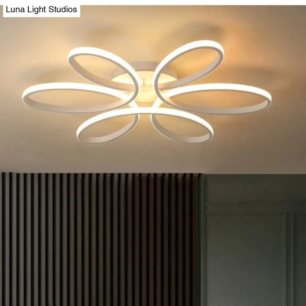 LED Ceiling Lamp Flower shaped Living Room Lamp Simple Study Hotel Light In The Bedroom Ceiling