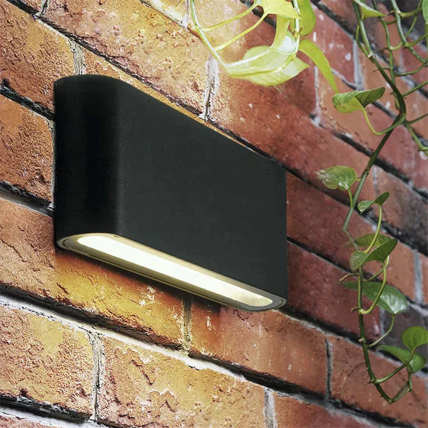 Luna | Outdoor Wall Light Outdoor Lighting