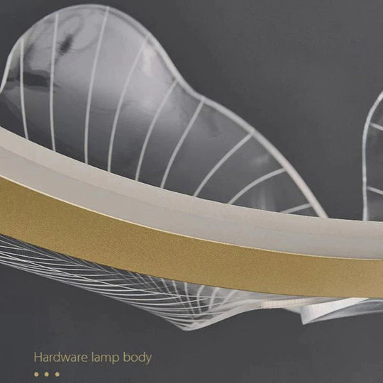 Mancos – Moderner Kronleuchter mit Acrylblättern