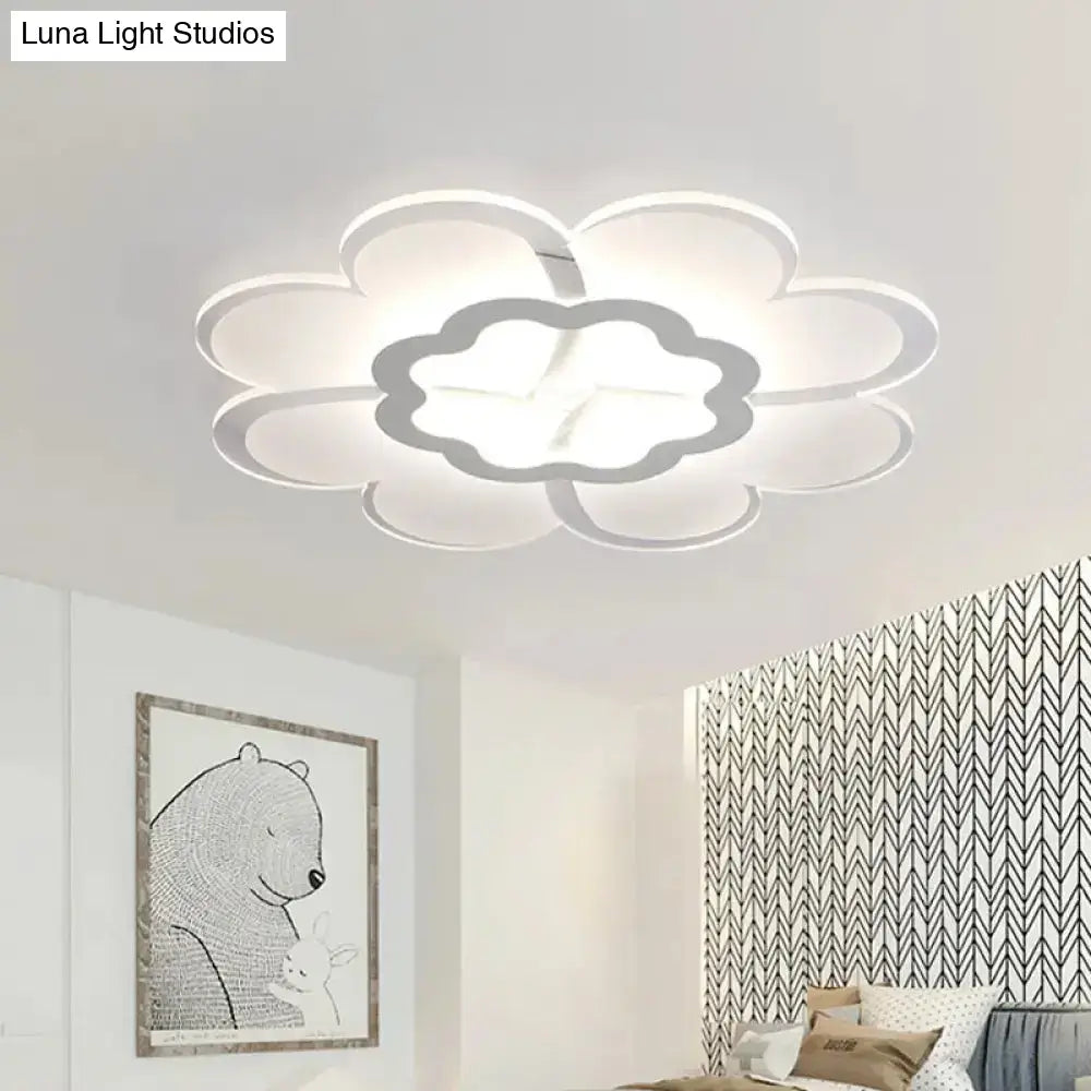 Minimalist Flush Mount Led Ceiling Lamp In White With Ultrathin Design & Acrylic Finish