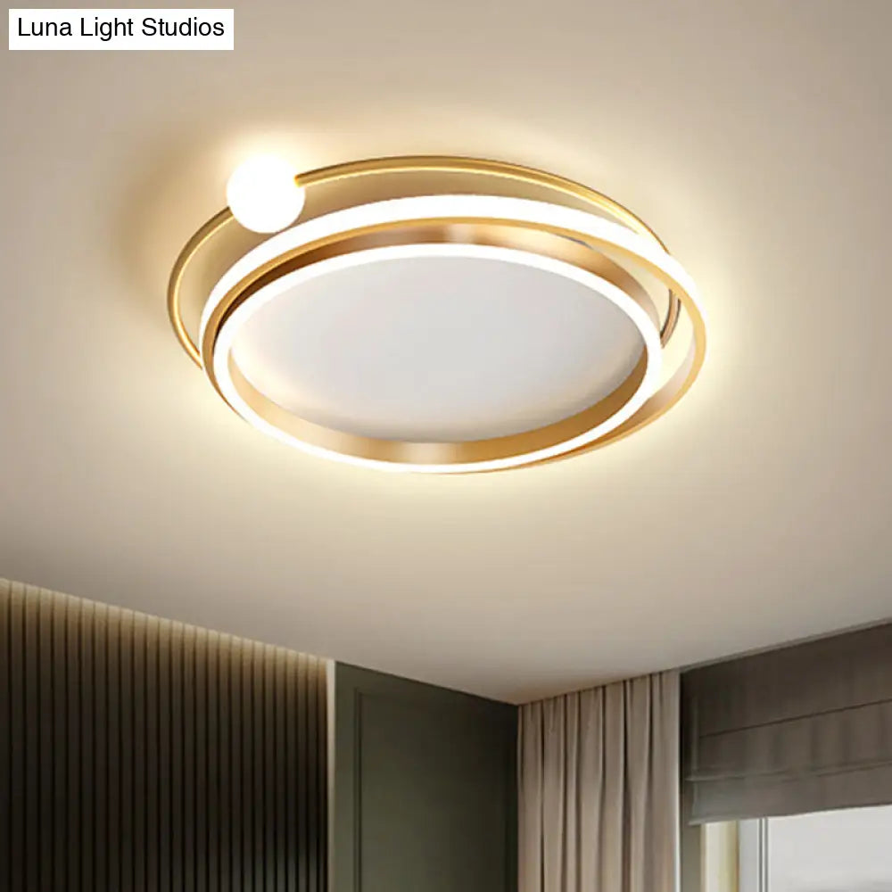 Modern Gold Led Flush Mount Ceiling Light - Metallic Overlap Circle Design 20.5’/24.5’ Wide
