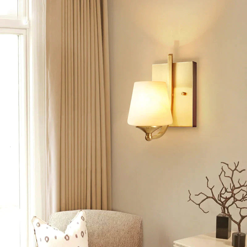 Moderne minimalistische kreative Wohnzimmerlampe Schlafzimmer Scheinwerfer Gang Kupfer Wandleuchte