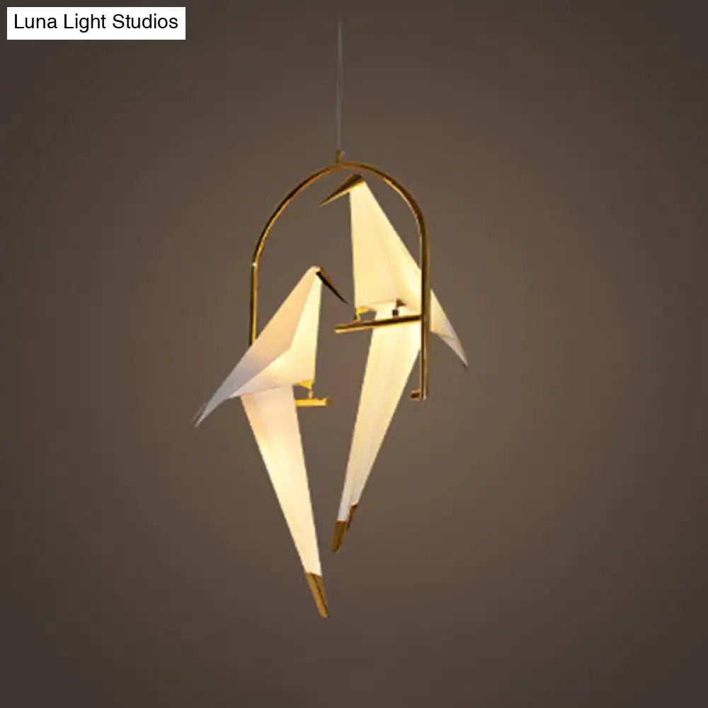 Modern White Chandelier Led Ceiling Light Fixture - Bird Shaped Design Ideal For Restaurants
This