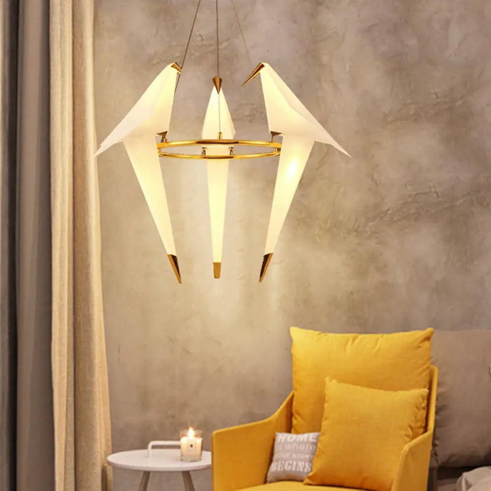 Modern White Chandelier Led Ceiling Light Fixture - Bird Shaped Design Ideal For Restaurants
This
