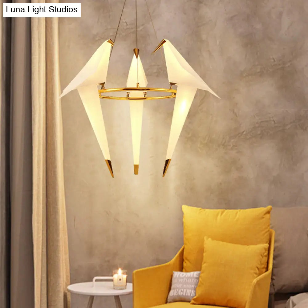 Modern White Chandelier Led Ceiling Light Fixture - Bird Shaped Design Ideal For Restaurants
This