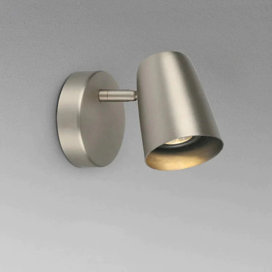 Industrielle LED-Wandleuchte Nell