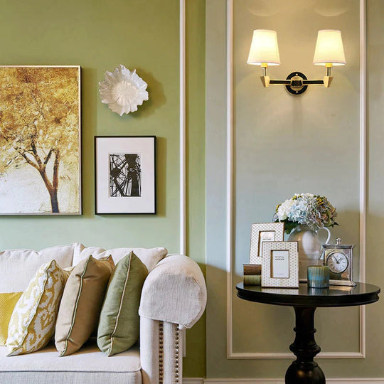 Nordische minimalistische Schlafzimmer-Nachttischlampe aus Kupfer