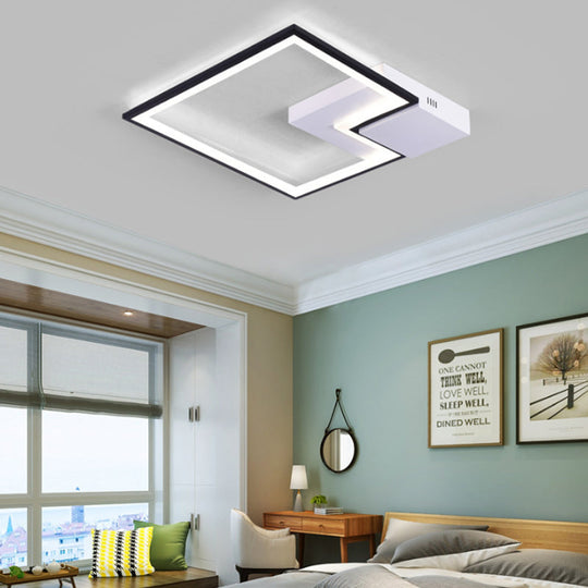 Torch Square Ceiling Lamp Simplicity - Black/White Led Acrylic Flush Mount Light