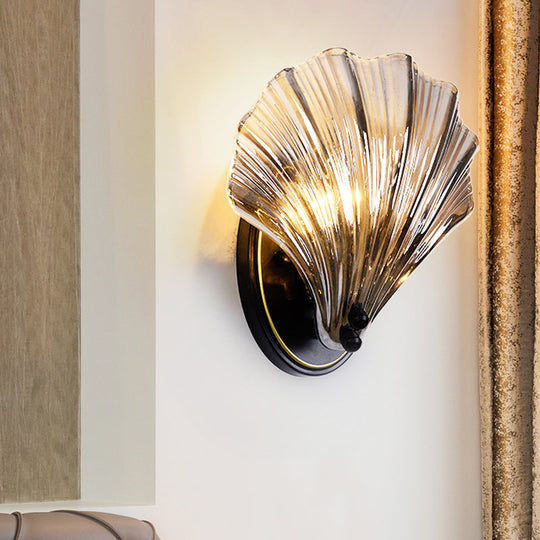 Scalloped Shell Wall Lamp In Country Style - Black/Gold Ribbed Glass Sconce Lighting