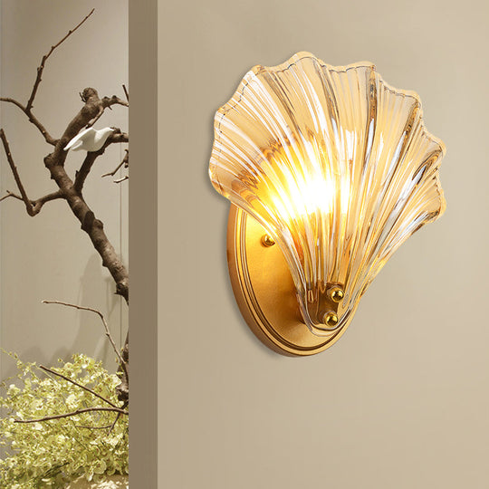 Scalloped Shell Wall Lamp In Country Style - Black/Gold Ribbed Glass Sconce Lighting Gold