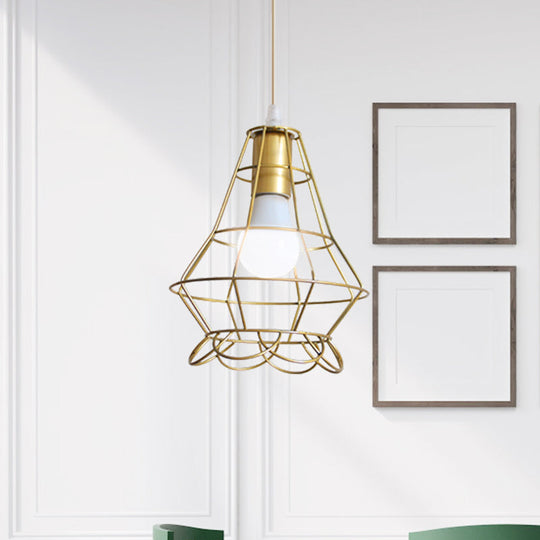 Gold Wire Cage Pendant Light - Retro Industrial Iron Hanging Lamp For Coffee Shop / D