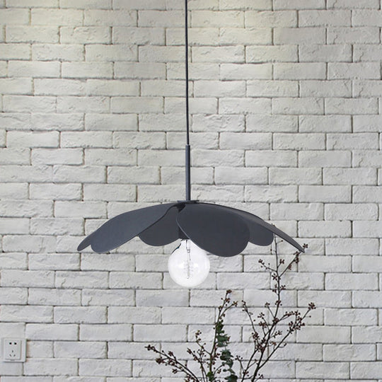 Nordic Style Metal Petal Pendant Lamp With Exposed Bulb In White/Black - Perfect For Living Room