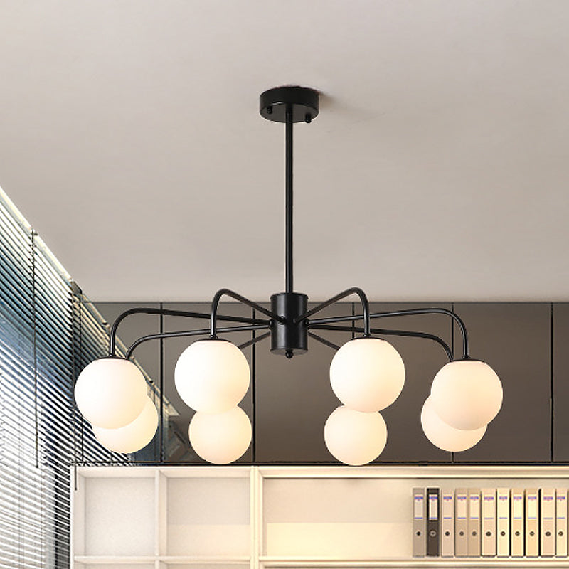 Moderner Kronleuchter aus weißer Glaskugel mit radialem Design – 6/8/10 Lichter, hängende Deckenleuchte, gebogener Arm