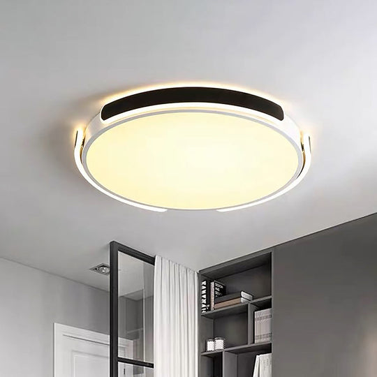 Nordic Led Flush Mount Round Ceiling Light - Black/White With Riveted Straps 14/18/21.5’ Warm/White