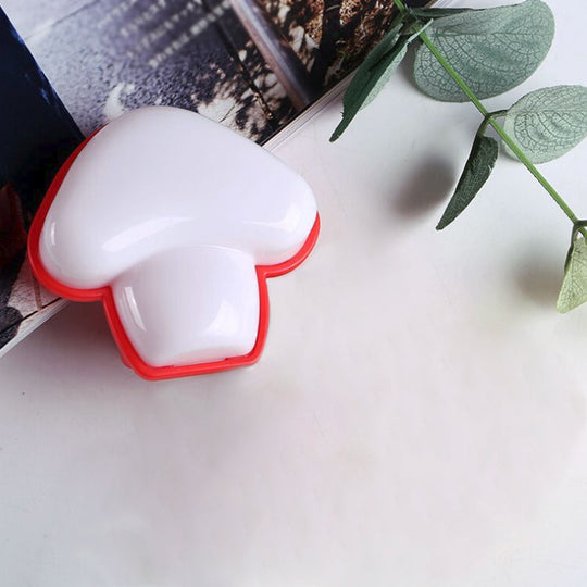 Plug-In Mushroom Led Cartoon Wall Light- 7 Color Night Lighting Red-White