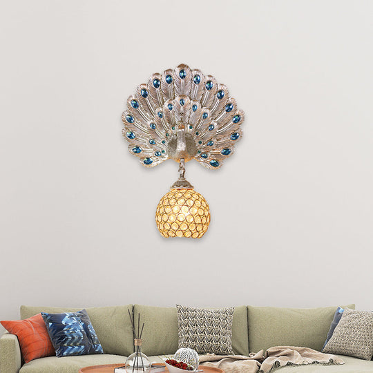Retro Stylish Wall Sconce With Clear Crystal And Peacock Backplate In Silver/White Silver