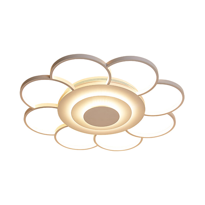 31.5’/39’ Flower Flushmount Acrylic Led White Ceiling Light In Warm/White/Natural - Simple & Wide