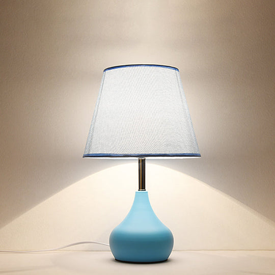 Valentina - Conical Study Room Table Light: Modern Reading Lamp With Vase Base In