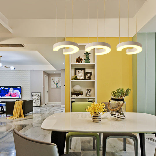 C-Shaped Hanging Led Pendant Lamp With Minimalist Metal Design In Warm/White Light