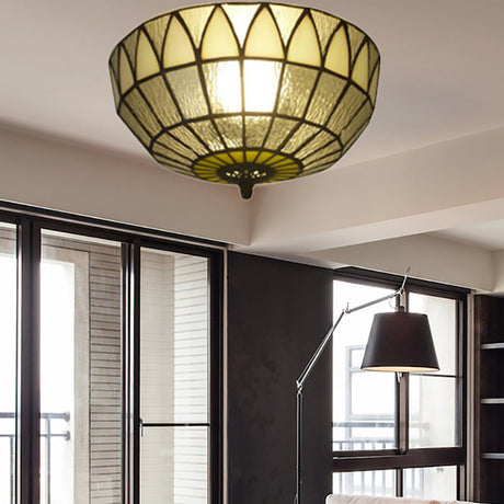 Tiffany Clear Glass Ceiling Lamp For Bedroom Lighting - Traditional Mount Light
