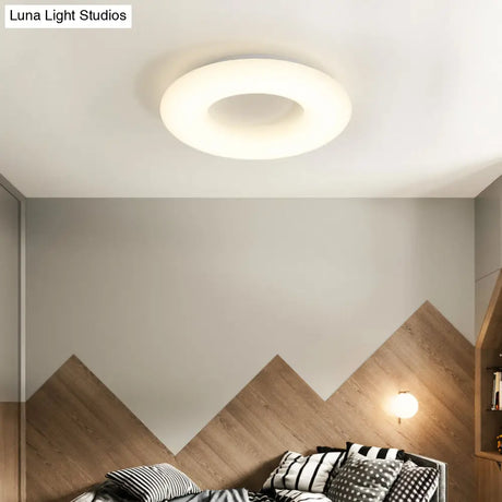 18’/23.5’ Modern Led White Doughnut Acrylic Flush Mount Ceiling Lamp