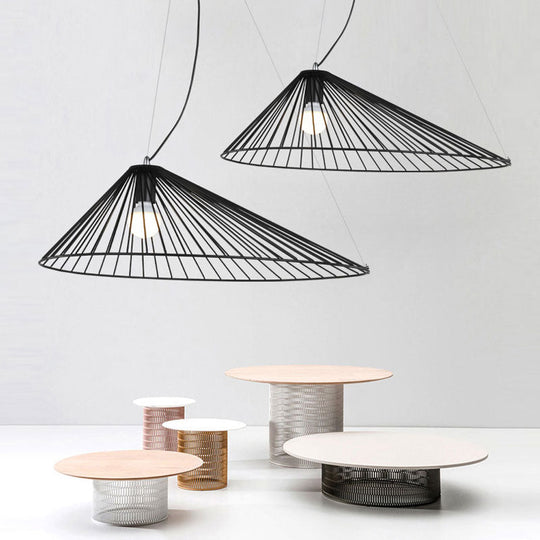 Moderne Pendelleuchte mit Käfig aus schwarzem Draht für die Decke im Esszimmer mit 1 Glühbirne