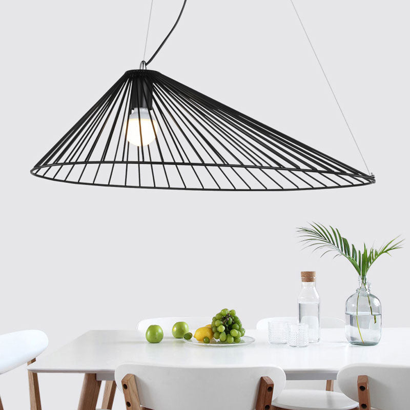 Moderne Pendelleuchte mit Käfig aus schwarzem Draht für die Decke im Esszimmer mit 1 Glühbirne