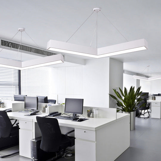 Commercial Pendant Lighting: V-Shaped Minimalism Hanging Lamp Black/White Led 23.5/35.5/47 Wide