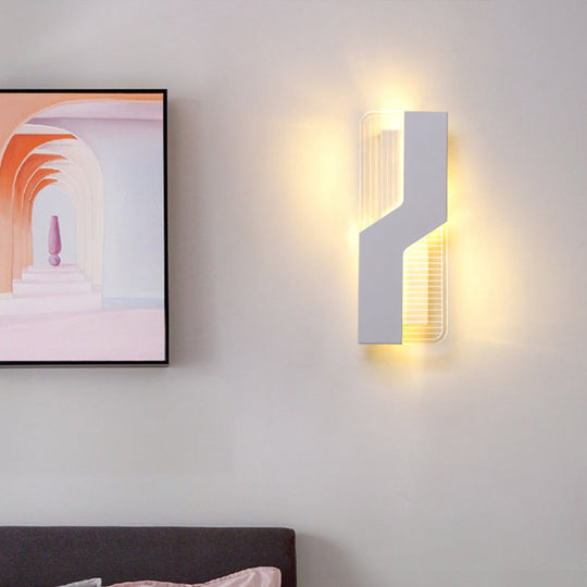 Curved Nordic Led Metal Sconce Lamp: Black/White Wall Mount For Bedside In Warm/White Light