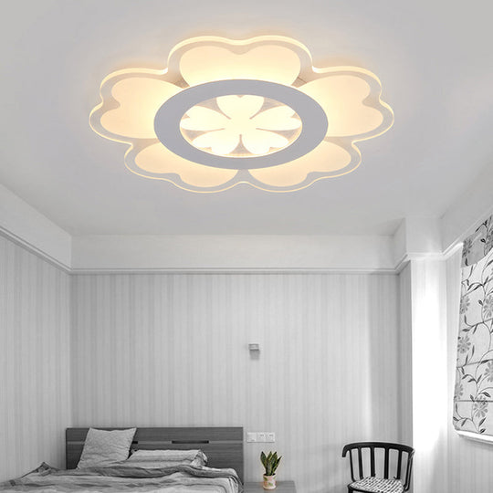 Heart-Shaped Petal Ceiling Light With Led Flush Mount For Kids Room