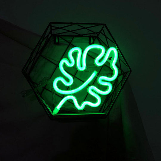 Mini Leaf-Shaped Led Wall Night Light Modernist Plastic Design In White