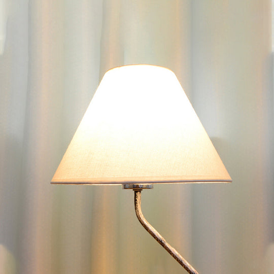 Dark Cartoon Car Desk Lamp - Resin 1-Light Light For Boys Bedroom