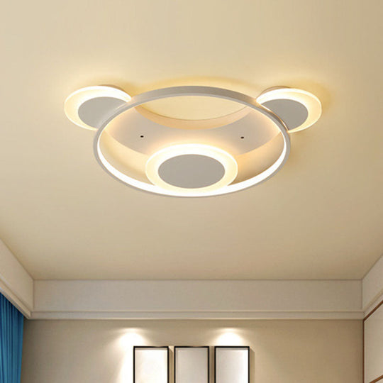 Modern White Bear Shaped Led Ceiling Light / 18’ Warm
