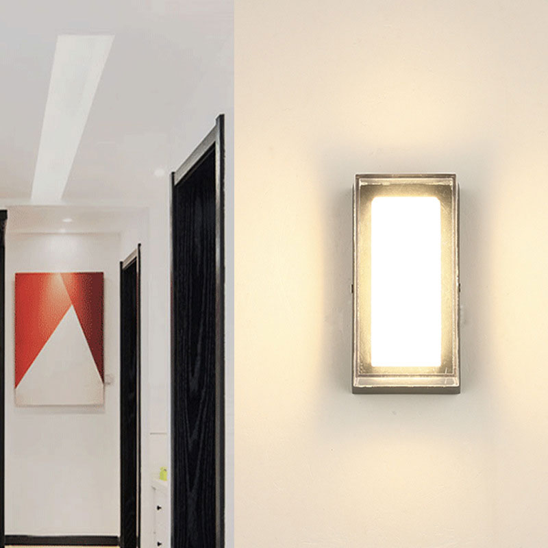 Metallic Led Outdoor Wall Sconce In Black - Simplicity Design
