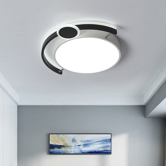 Sleek 16’/19.5’ Wide Led Flush Ceiling Light In Metallic Black/Gold For Bedroom White Black / 16’