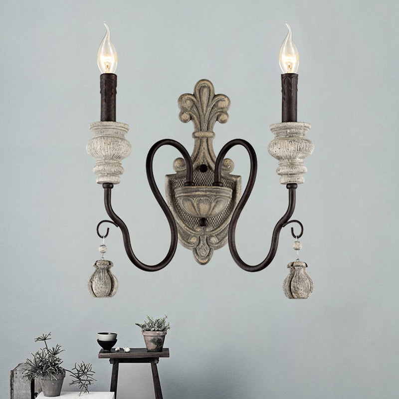 Retro Resin Candelabra Wall Lamp With Curved Arm In Black-Gold For Living Room