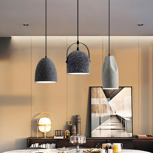 Sleek Single Pendant Light: Geometric Cement Ceiling Fixture For Modern Restaurants