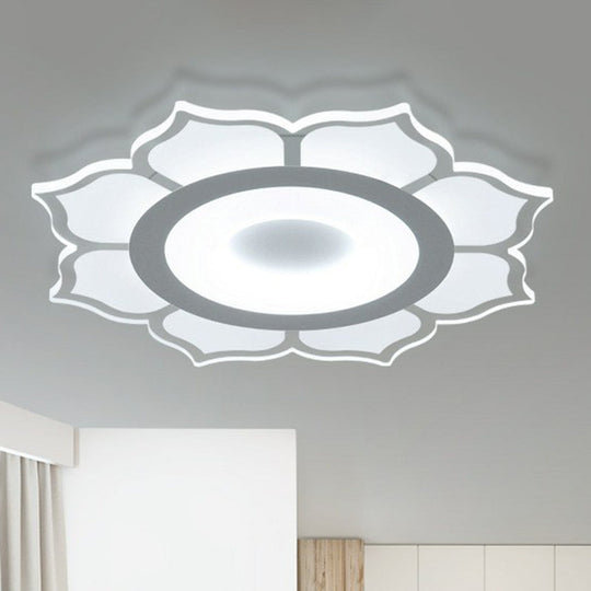 Minimalist Lotus Flush Mount Led Lighting For Living Room - Clear Acrylic Fixture / 16.5’ White