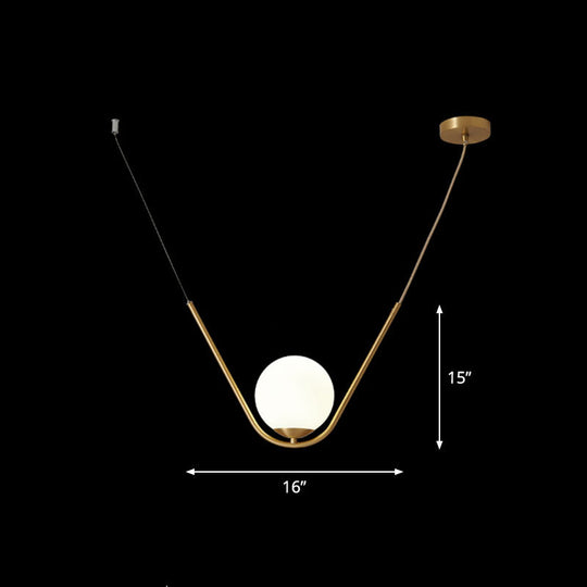 Simplicity Pendelleuchte aus weißem Glas und Gold mit Kugel-Hängedesign