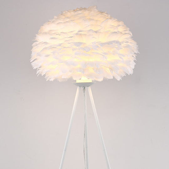 Minimalist Black-White Floor Lamp With Feather Dome Shade - 1-Light Living Room Stand Up Light White